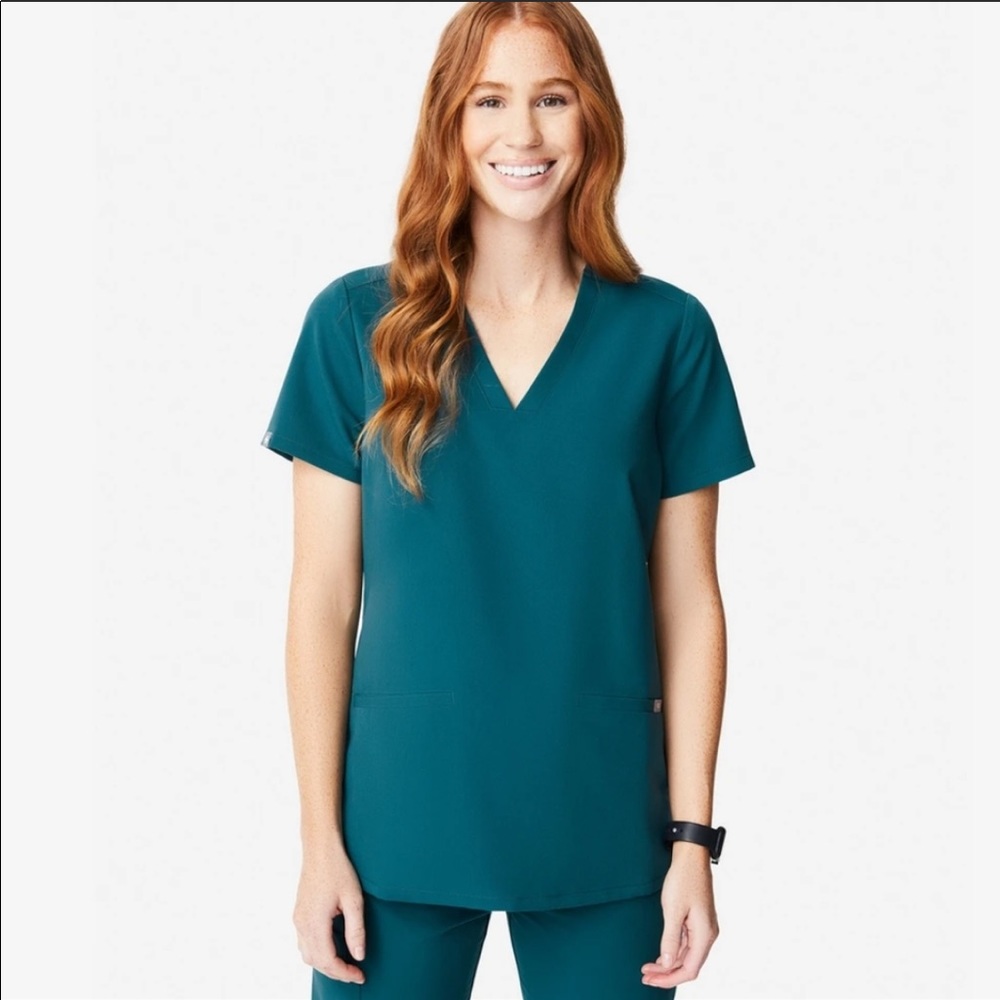 Figs Caribbean blue scrub top